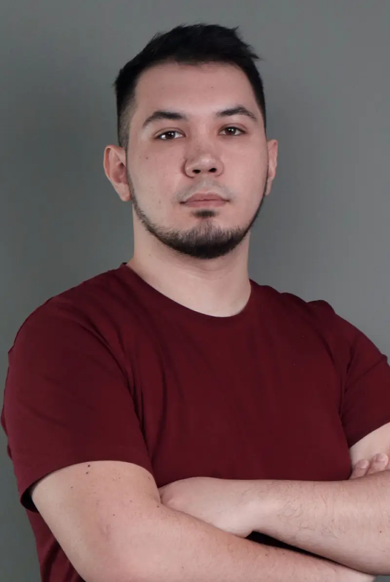 Преподаватель Эмиль Шакиров